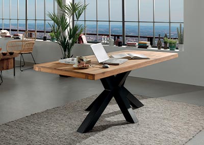 Collection SMOKEY table en chêne et pied métal